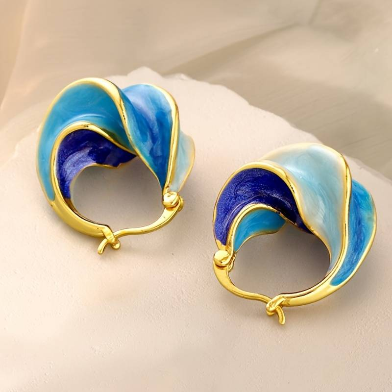 Aretes con Esmalte Azul en Oro Vintage