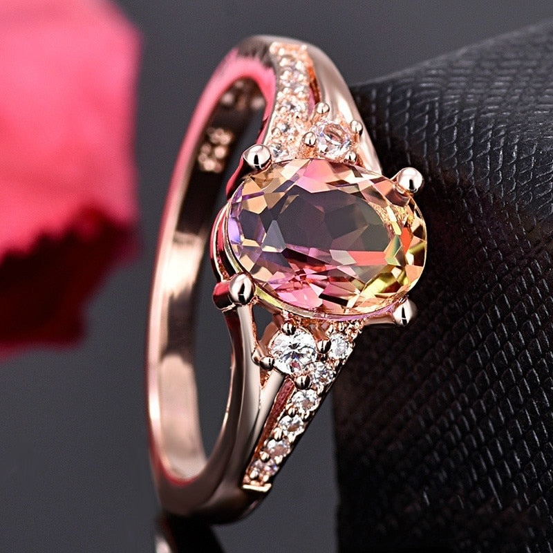 Anillo de Cristal Rosa en Oro