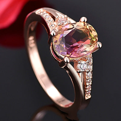 Anillo de Cristal Rosa en Oro