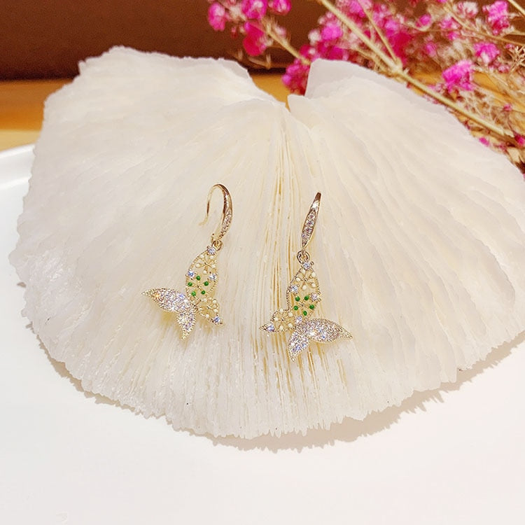 Pendientes De Mariposa y Flores en Oro