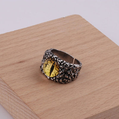 Anillo Vintage Ojo de Serpiente en Oro