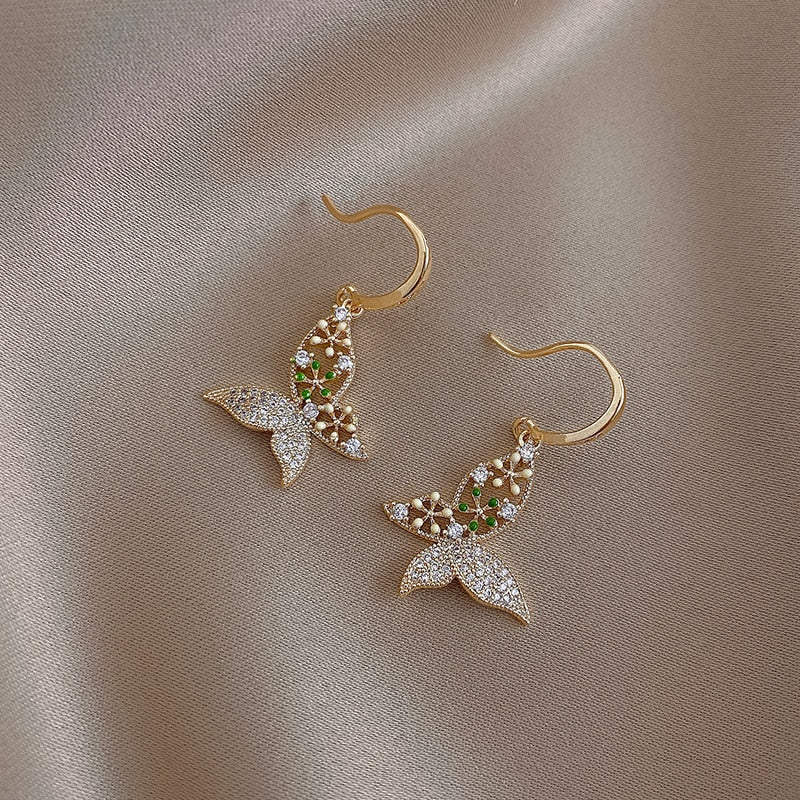 Pendientes De Mariposa y Flores en Oro