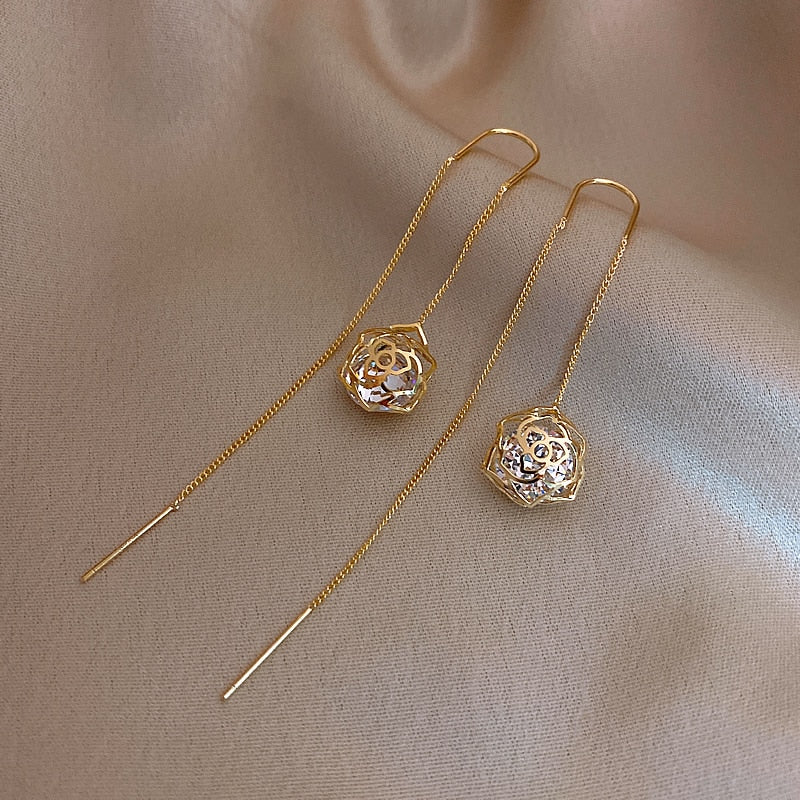 Pendientes Rosa de Cristal Blanco en Oro