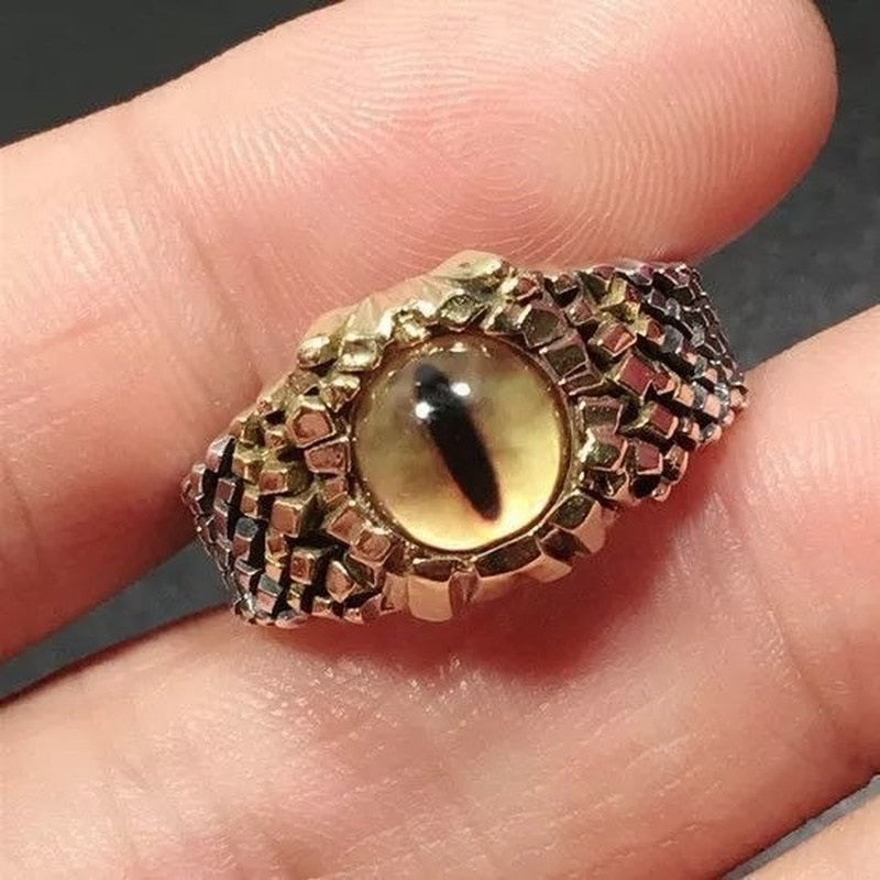 Anillo Vintage Ojo de Serpiente en Oro