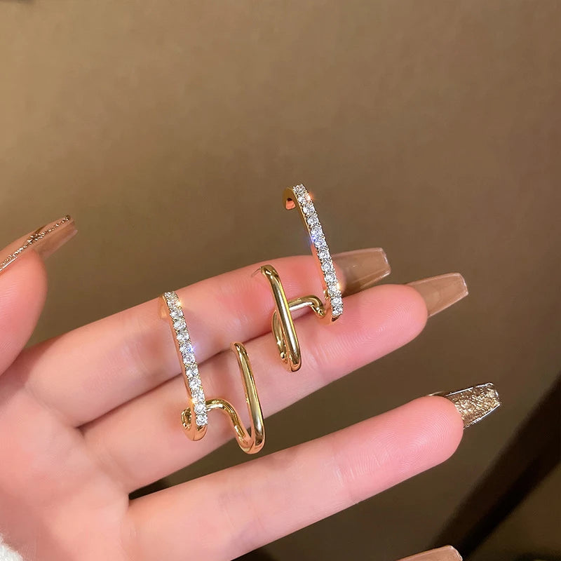 Aretes Irregulares con Circonitas en Oro