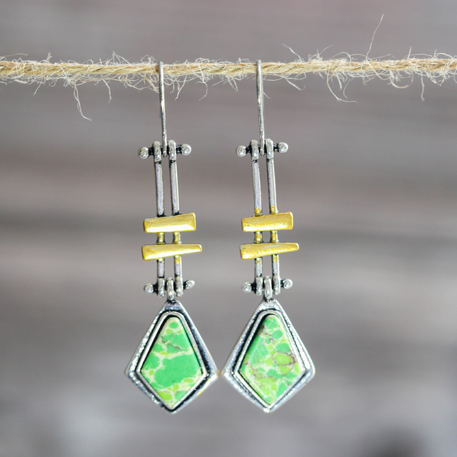 Aretes Vintage de Piedra Verde en Plata