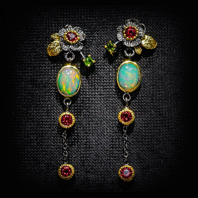 Aretes Vintage con Ópalo Azul y Cristales Rojos