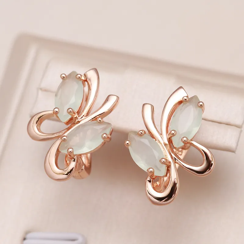 Aretes Elegantes Flor Cristal Dorados