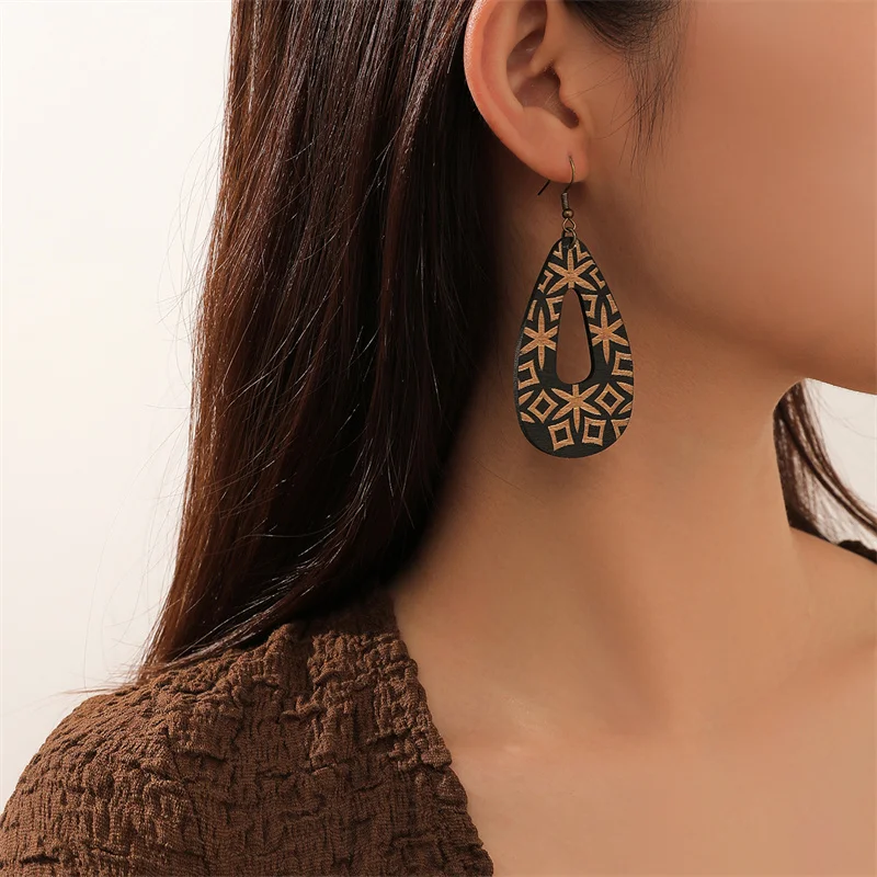 Aretes Negros Huecos Vintage