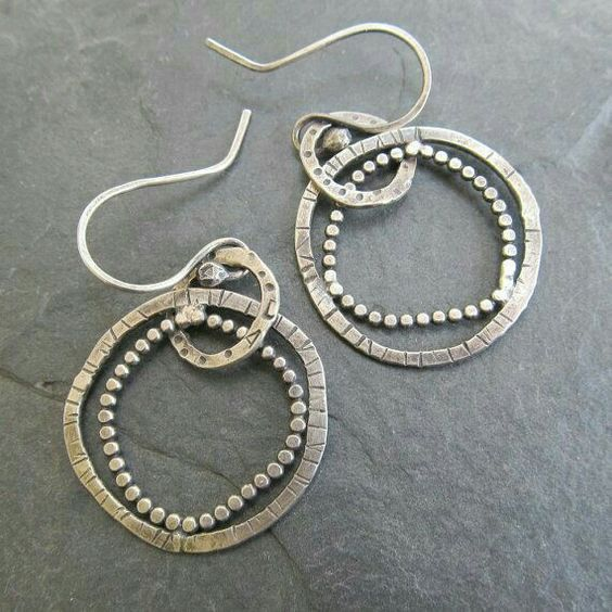 Aretes con Perlas Plateadas Vintage